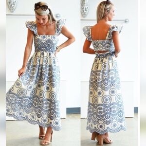 Sunday Up Embroidered Ruffle Midi‎  Dress